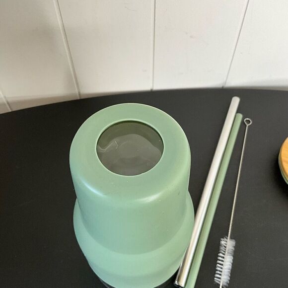 Glass Tumbler Silicone Sleeve Straw Brush 32 Oz BPA Free Green Leak Proof New - Picture 7 of 7